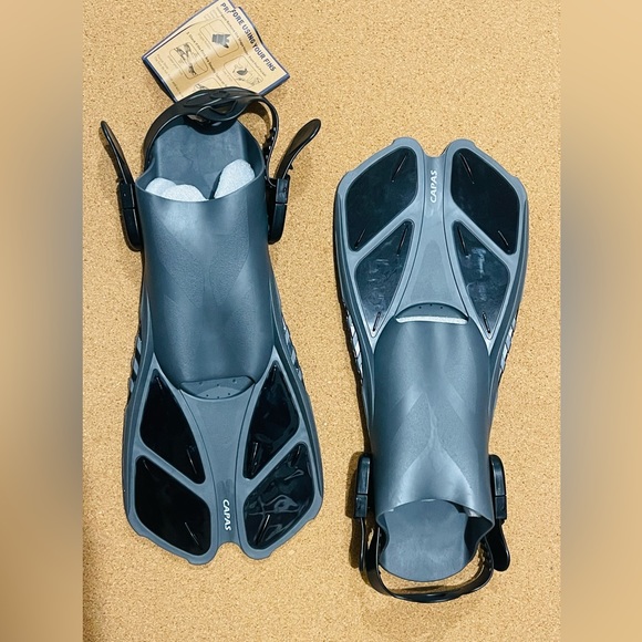 CAPAS Snorkel Fins Swim Fins Travel Short Adjustable for Snorkeling Size ML/XL - Picture 6 of 9
